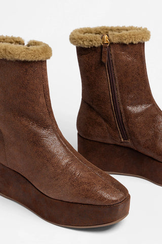 Bota Flatform Dani Couro e Lã Marrom