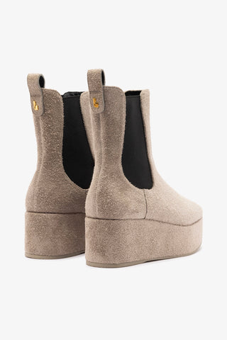 Bota Flatform Dani Camurça Cinza