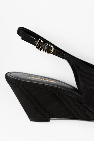 Slingback Loulou Tecido Preto Pump Larroudé
