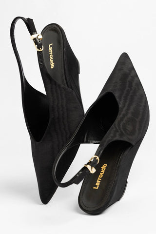 Slingback Loulou Tecido Preto Pump Larroudé