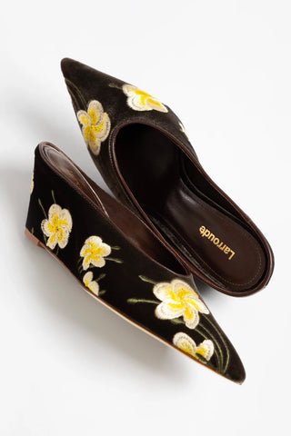 Mule Loulou Blossom Veludo Marrom