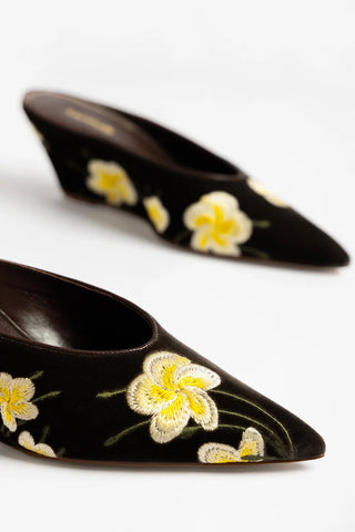 Mule Loulou Blossom Veludo Marrom