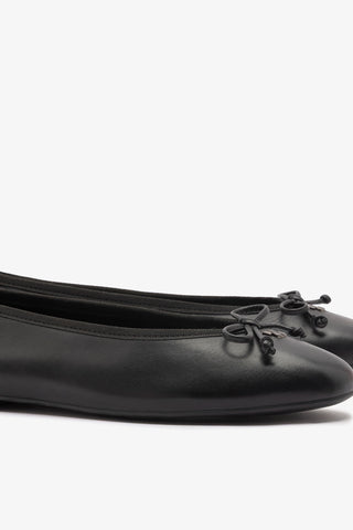 Sapatilha Pavlova Couro Preto Ballerina Larroudé