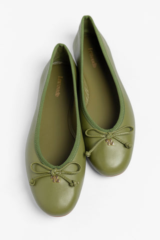 Sapatilha Pavlova Couro Verde Ballet Larroudé