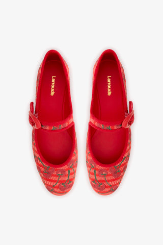 Sapatilha Verona Lona Vermelho e Bordado Cereja