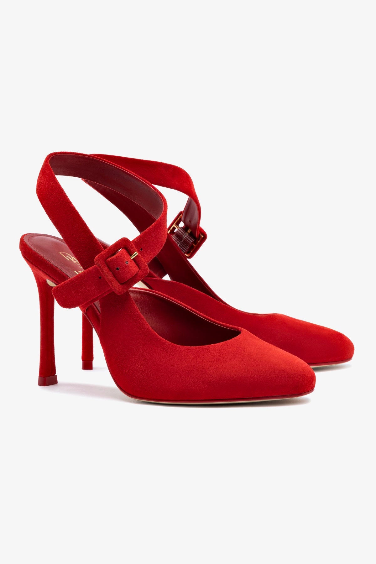 Deena By Larroudé Pump In Blood Red Suede