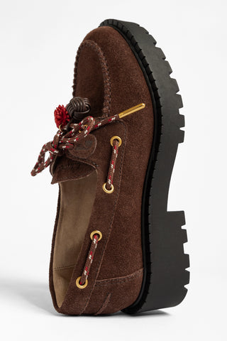 Mocassim Tratorado Cyprus Camurça Marrom Loafer Larroudé