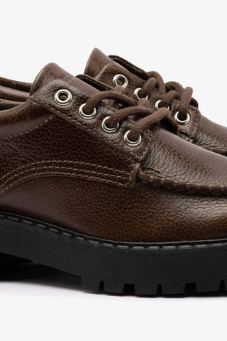 Mocassim Tratorado London Lace Up Couro Marrom