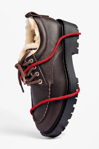 Mocassim Tratorado London Lace Up Couro Marrom e Lã Natural