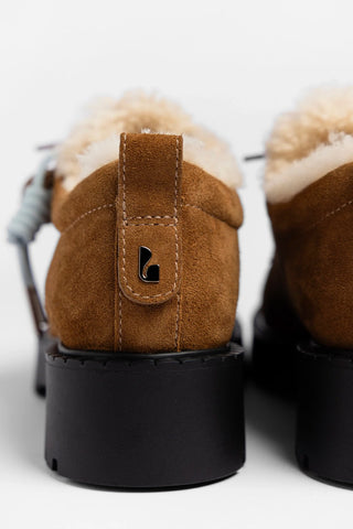 Mocassim Tratorado London Lace Up Camurça Marrom e Lã Natural