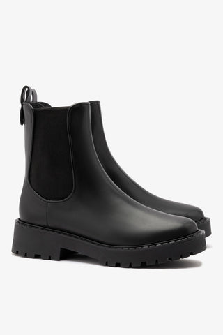Bota Sancha Couro Preto Boot Larroudé
