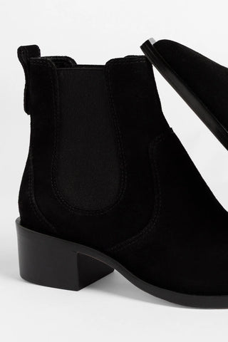Bota Valentina Camurça Preto