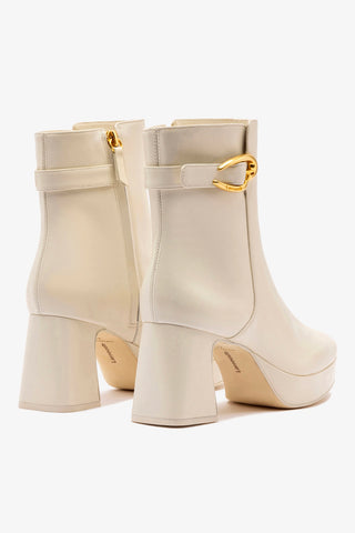 Bota Plataforma Dolly Verona Low Couro Off White