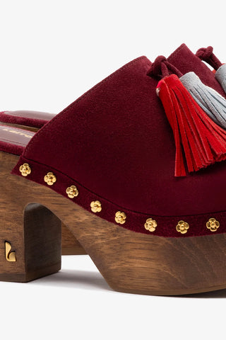 Mule Clog Plataforma Miso Wooden Tassel Camurça Bordô