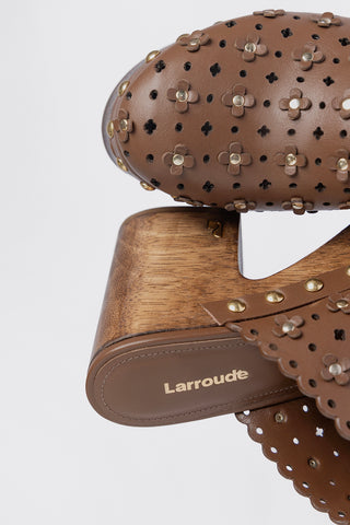 Mule Clog Plataforma Miso Couro Marrom Mule Larroudé