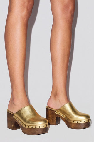Mule Clog Plataforma Miso Couro Dourado Clog Larroudé