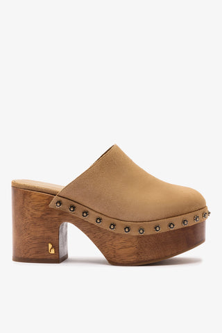 Mule Clog Plataforma Miso Camurça Caramelo
