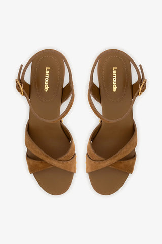 Sandália Plataforma Talitha Camurça Caramelo