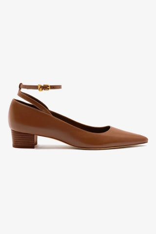 Larroudé x CPPXO: Scarpin Couro Caramelo