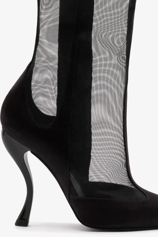 Larroudé By Nicolò B.: Bota Zuzu Cetim e Tela Preto