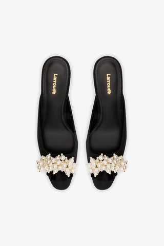 Mule Amal Pearl Seda Preto