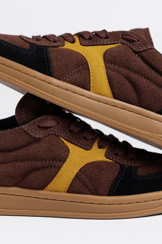 Tênis George Camurça Marrom e Amarelo Sneaker Larroudé