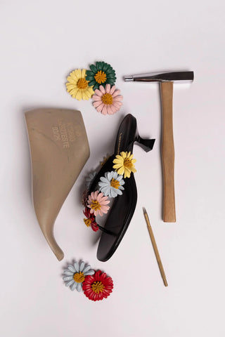 Sandália Fiore Couro Preto Sandal Larroudé