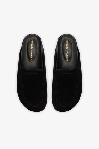 Larroudé x Parke: Mule Clog Camurça Preto