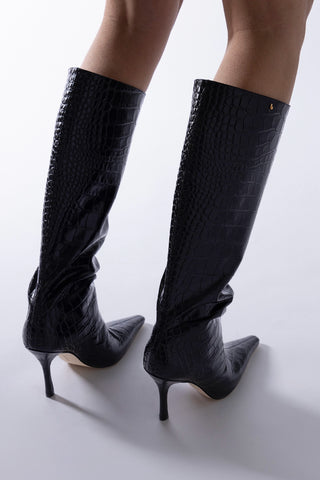 Bota Carine Couro Croco Preto Boot Larroudé