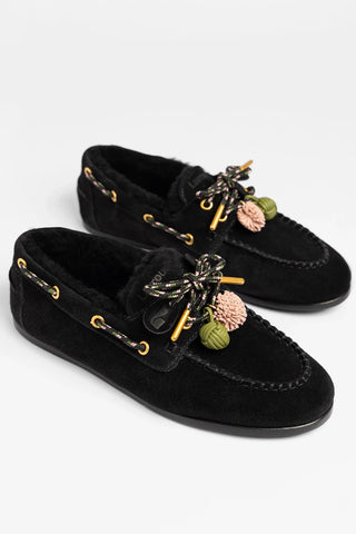 Mocassim Boat Shoe Cyprus Camurça e Lã Preto Loafer Larroude