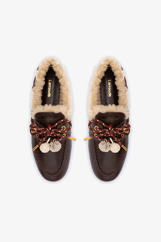 Mocassim Boat Shoe Cyprus Couro Marrom e Lã Natural