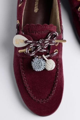 Mocassim Boat Shoe Cyprus Camurça Bordô Loafer Larroudé