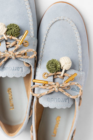Mocassim Boat Shoe Cyprus Camurça Azul Loafer Larroudé