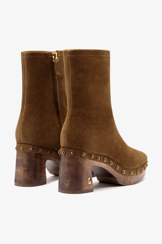 Bota Plataforma Dolly Low Wooden Camurça Marrom