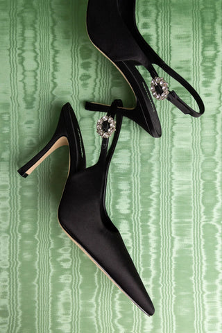 Slingback Carine Cetim Preto Pump Larroudé