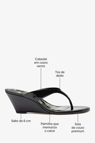 Sandália Anabela Gaia Low Couro Verniz Preto Sandal Larroudé