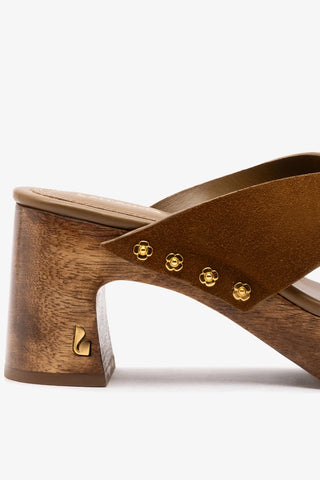 Mule Talitha Dolly Camurça Caramelo