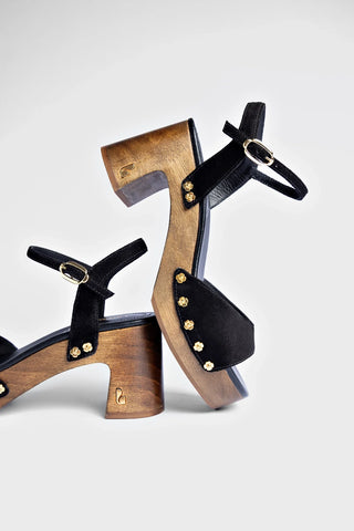 Sandália Willow Camurça Preto Womens - Shoes - Sandals Larroudé