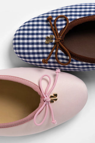 Sapatilha Pavlova Cetim Rosa Flat Sheridan Cox by Larroudé