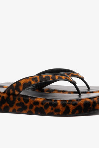 Sandália Roxy Couro Leopardo Sandal Larroudé
