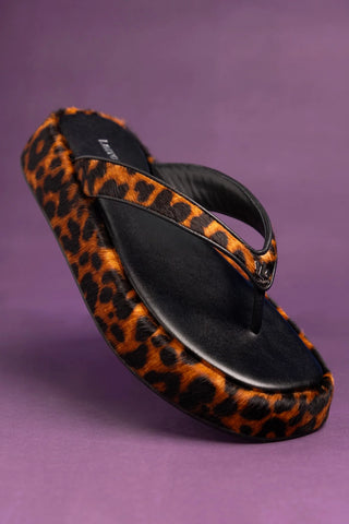 Sandália Roxy Couro Leopardo Sandal Larroudé