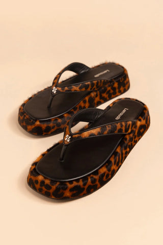 Sandália Roxy Couro Leopardo Sandal Larroudé