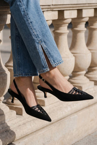 Slingback Nara Camurça e Couro Preto Pump Larroudé