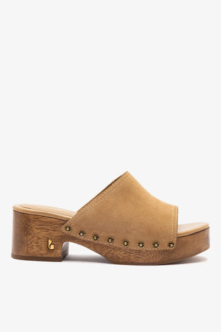 Mule Plataforma Willow Camurça Caramelo Womens - Shoes - Mules Larroudé