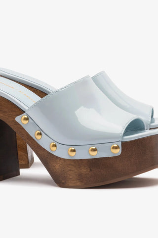 Larroudé x Kenneth Cole: Mule Couro Verniz Azul Mule Larroudé x Kenneth Cole