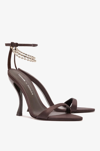 Larroudé x Nicolò B.: Sandália Nana Cetim Marrom Sandal Larroudé x Nicolò Beretta