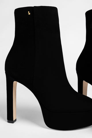Bota Plataforma Romy Camurça Preto Boot Larroudé