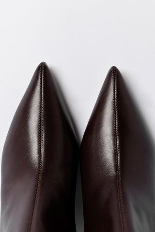 Bota Loulou Couro Marrom Boot Larroudé