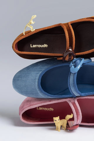 Verona Ballet Flat In Lampone Velvet