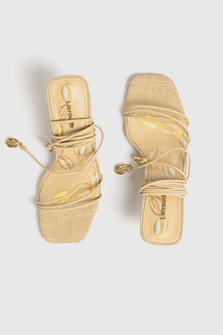 Nadia Sandal In Beige Leather